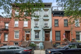 Building Photo - 160 2nd St