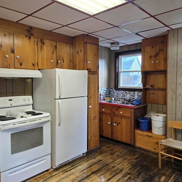 Foto del edificio - 13 Forest St