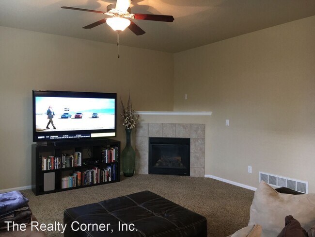 Building Photo - 7538 Forest Valley Loop