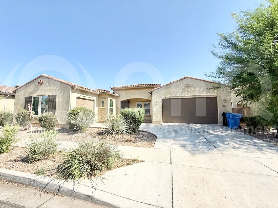 Foto principal - 3519 E Loma Vista St