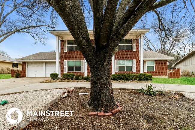 Foto del edificio - 3812 Glenmont Dr