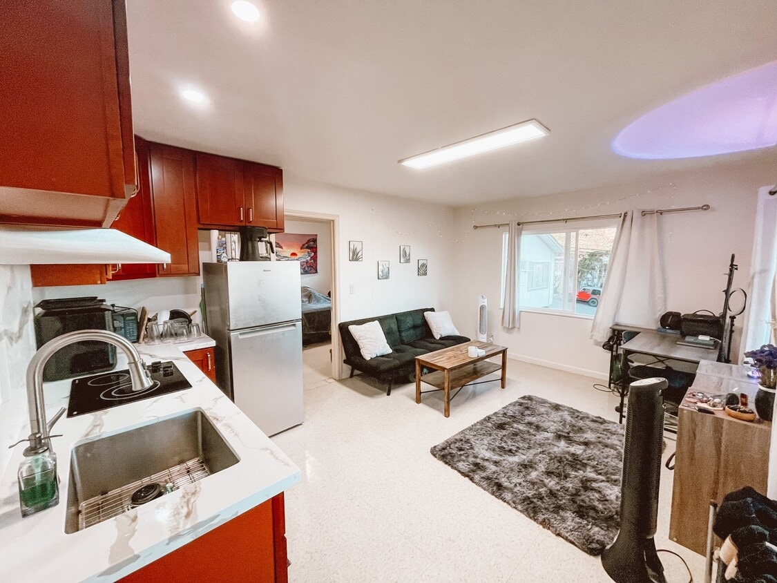 Foto principal - 2249 Seaview Ave