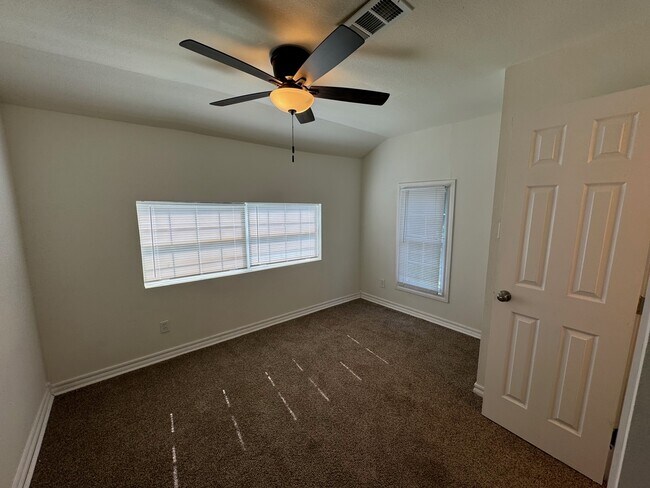 Foto del edificio - 1504 NW Taylor Ave