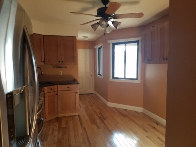 Building Photo - 1608 Mill Pond Dr