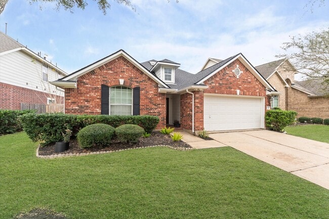 Building Photo - 13009 Castlewind Ln