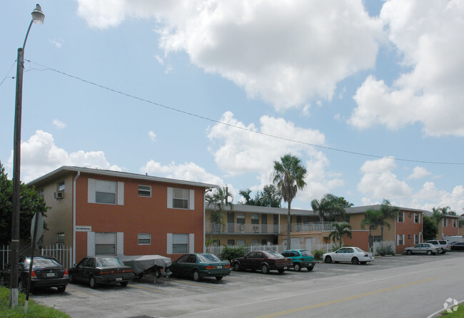 Building Photo - Willowbrook II Apartments