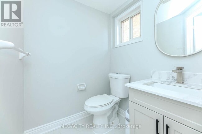 Photo du bâtiment - 6 Linderwood Dr