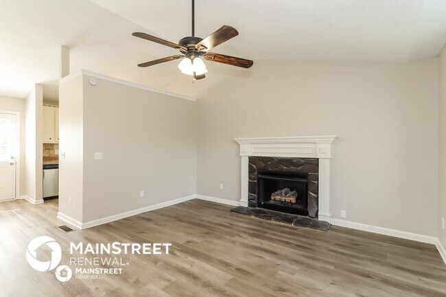 Foto del edificio - 15 Westminster Dr