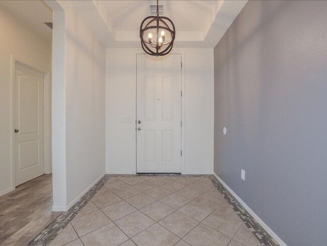 Building Photo - Madera Highlands 3 Bed 2 Bath Single Famil...