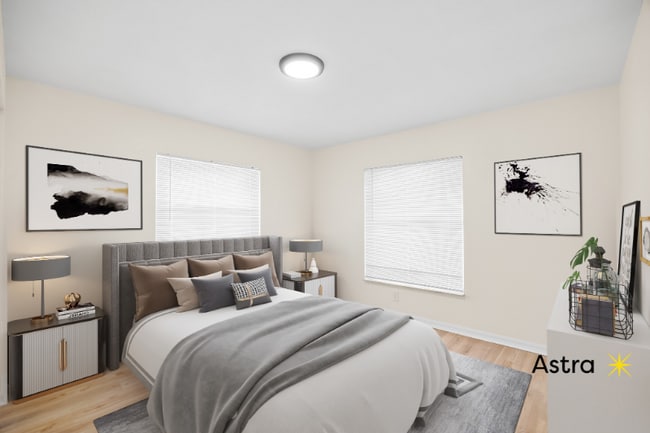 Building Photo - 966 22nd Ave S