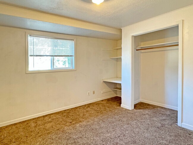 Foto del edificio - Charming 4 Bedroom Home Close to OSU!