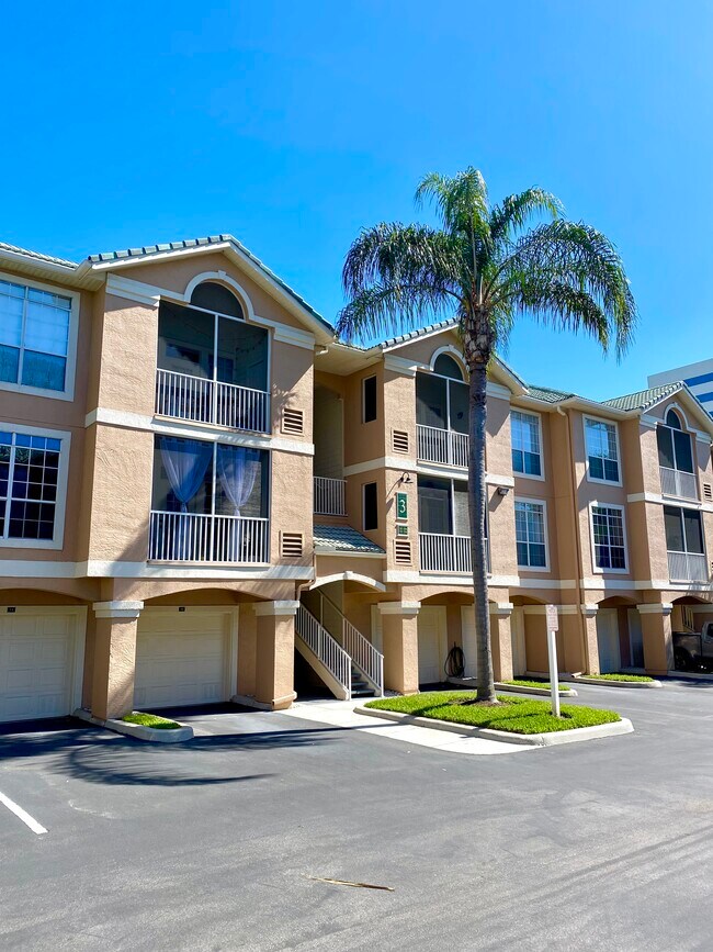 Building Photo - 3304 Bay Club Cir