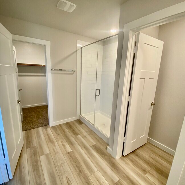 Foto del edificio - 920 Kickapoo Ln
