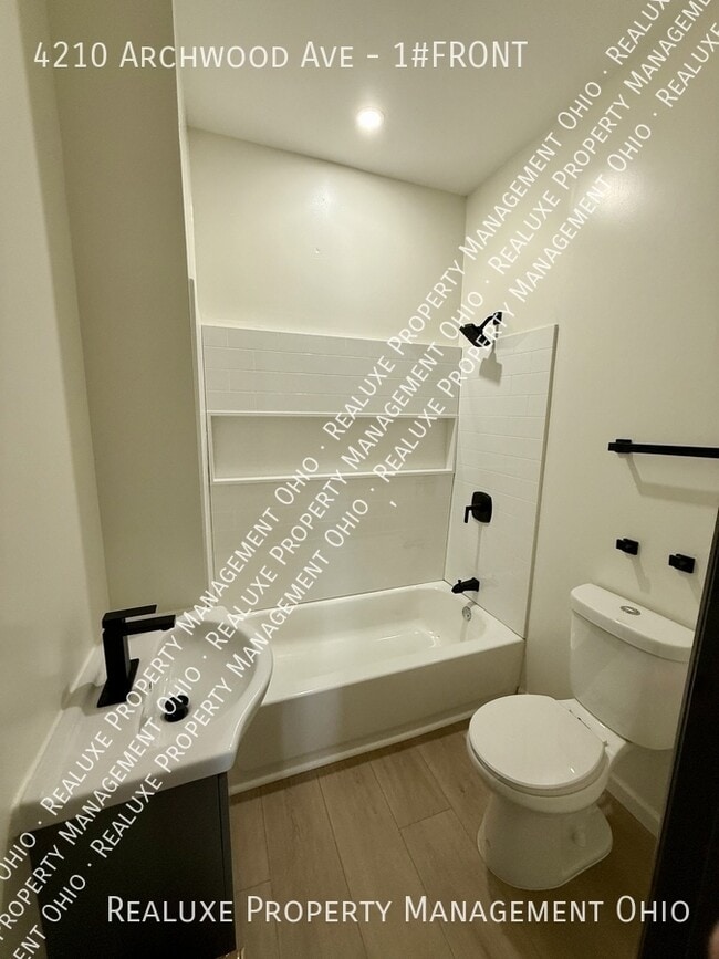 Foto del edificio - 4210 Archwood Ave