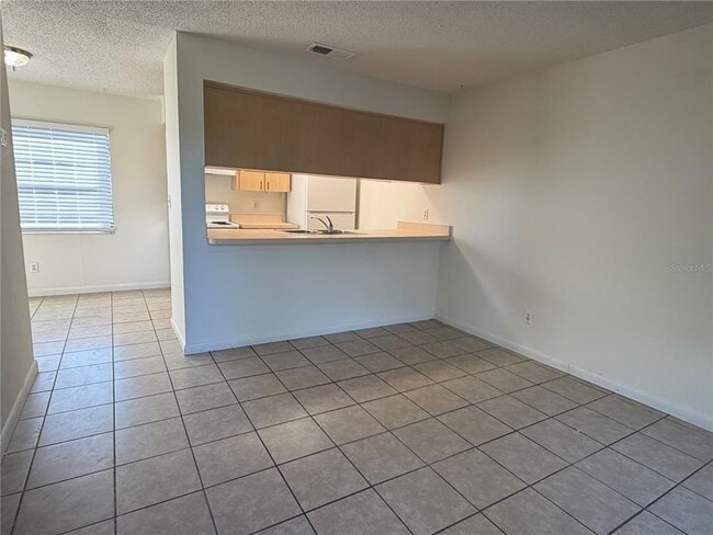 Building Photo - 2117 Citrus Blvd