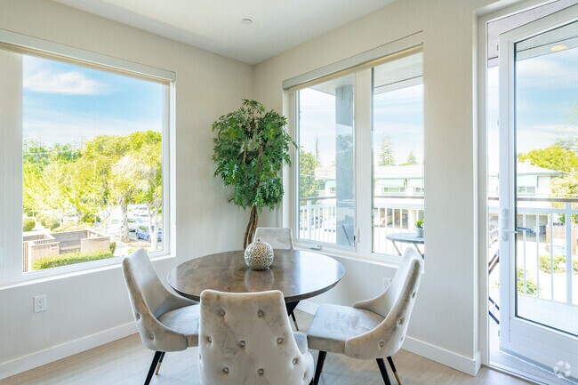 Área de comedor - REALM APARTMENTS - Unavailable