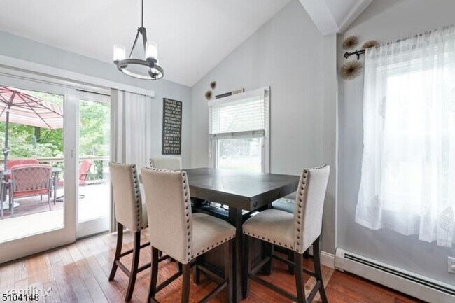 Foto del edificio - 3 br, 2 bath House - 6 Clubhouse Rd