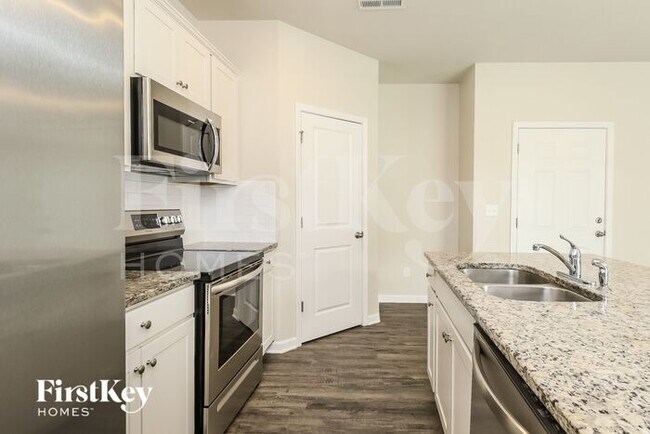 Foto del edificio - 5514 Cobblestone Glen Dr