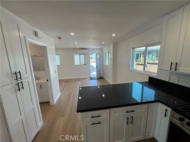 Building Photo - 6882 San Paco Cir