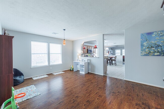 Building Photo - 24435 Cornell Park Ln