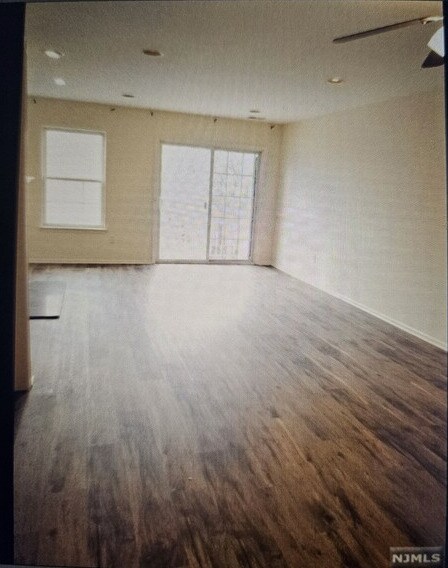 Foto del edificio - 2208 Lancaster Ct