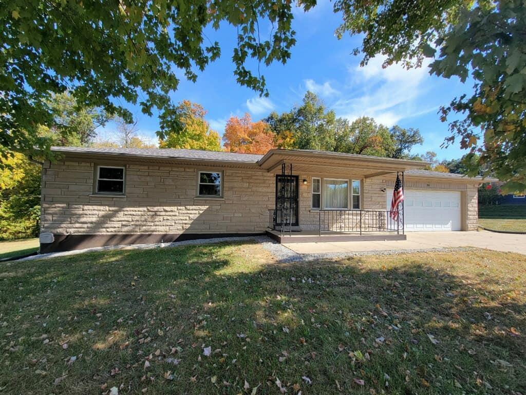 354 Berkley Ct House Rental in Radcliff, KY