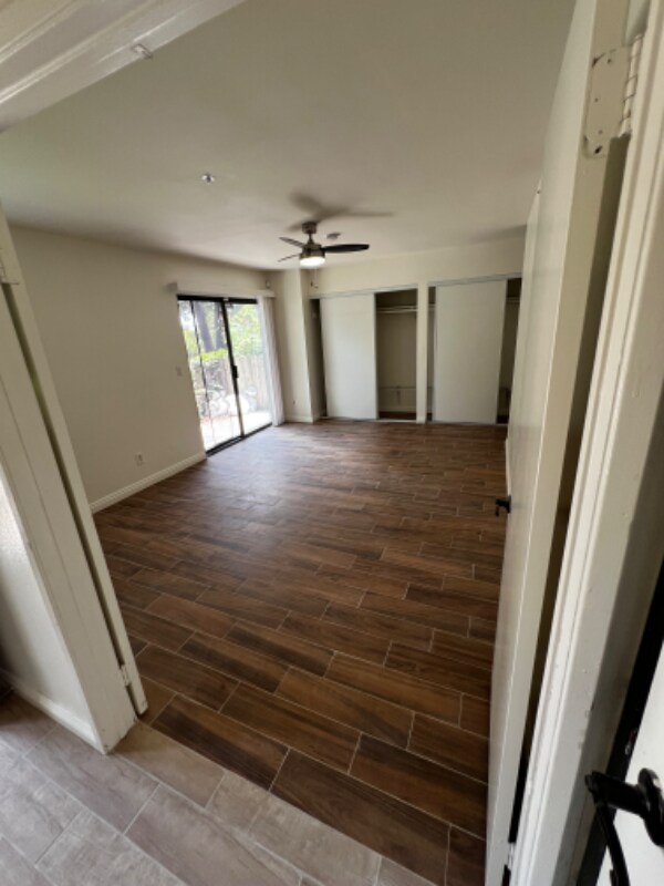 Foto del edificio - 1255 N Los Robles Ave