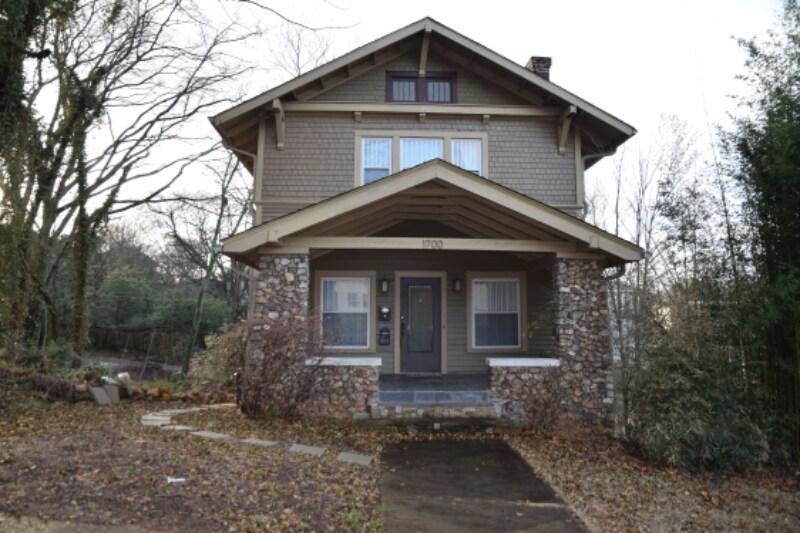 Primary Photo - 1700 12th St S