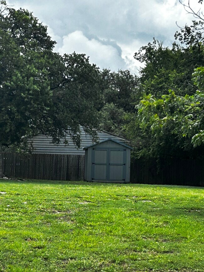 Building Photo - 7497 FM2484