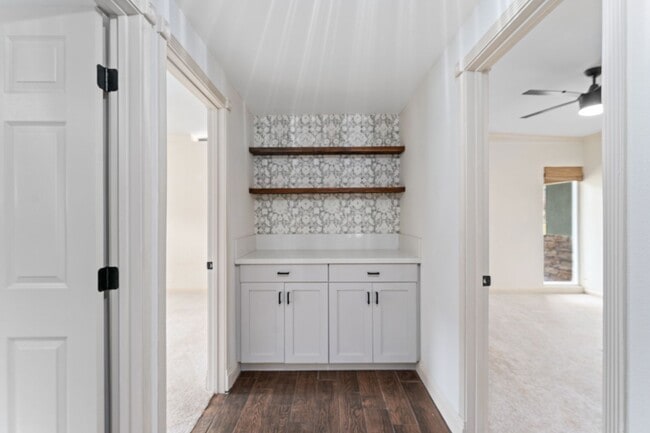Building Photo - Renovated Mid-Century House in Whittier