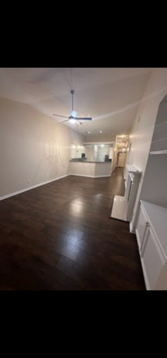 Building Photo - 4440 Glenlea Commons Dr