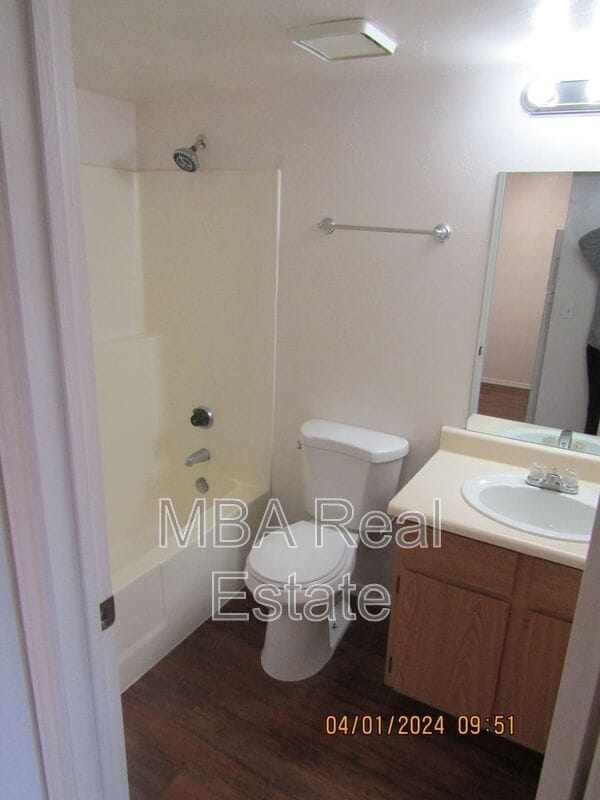 Foto del edificio - 610 S Granite St