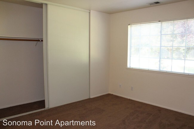 Building Photo - 130 Tuscany Pl