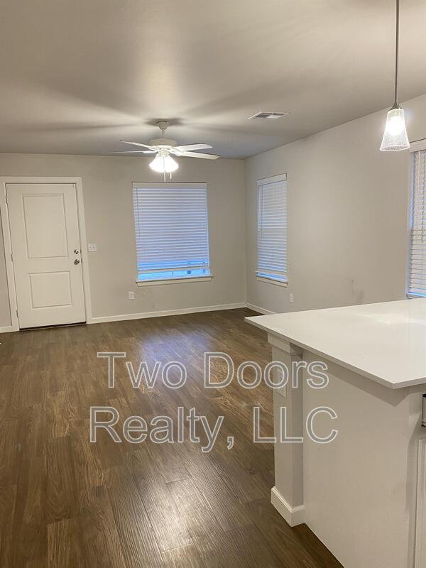 Photo - 11213 Northstar Dr House