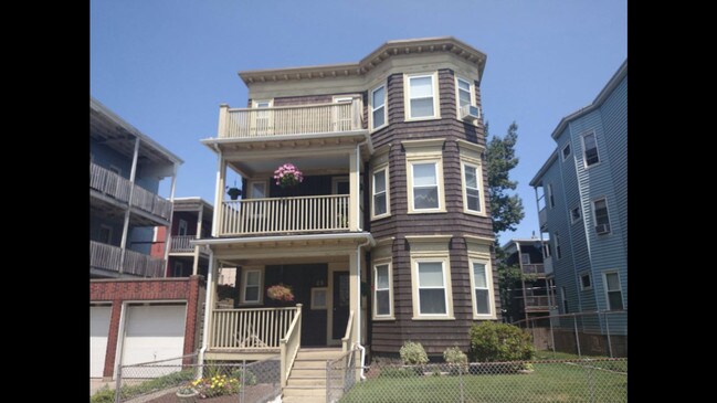 42 Rita Road Boston Dorchester Ma 02124 72492350 Engel Volkers Boston