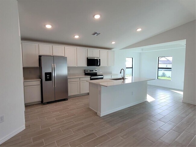 Foto del edificio - 11100 Vanessa Ave