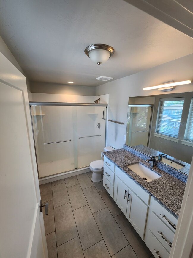 Foto del edificio - Gorgeous 4 Bedroom Home in Ogden