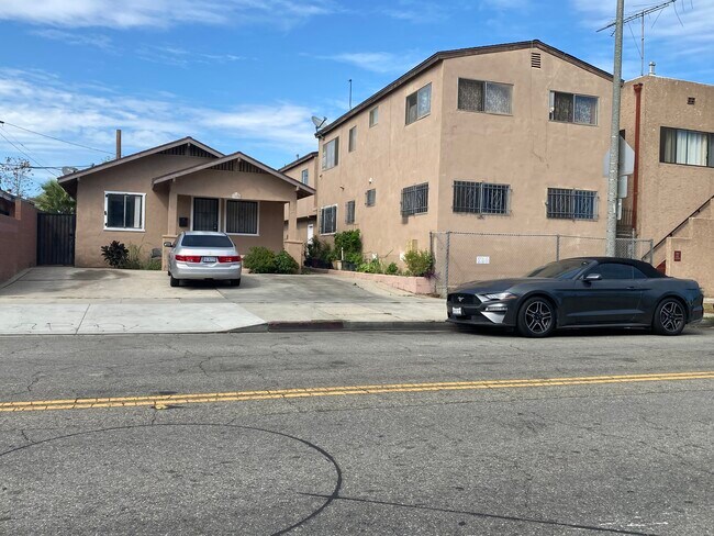 Foto del edificio - 1515 E 20th St
