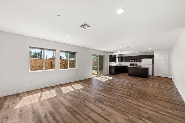 Photo - 6997 Alderwood Dr. House