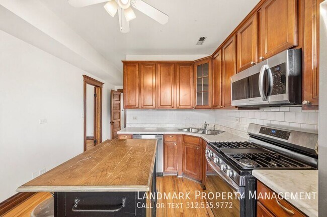 Foto del edificio - 2528 N Monticello Ave