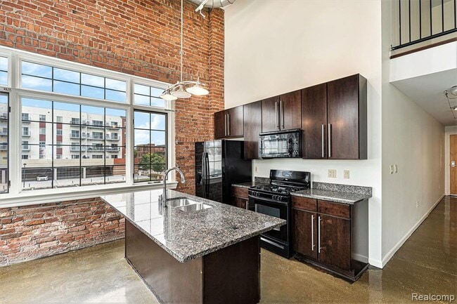 Building Photo - 3100 Woodward Ave