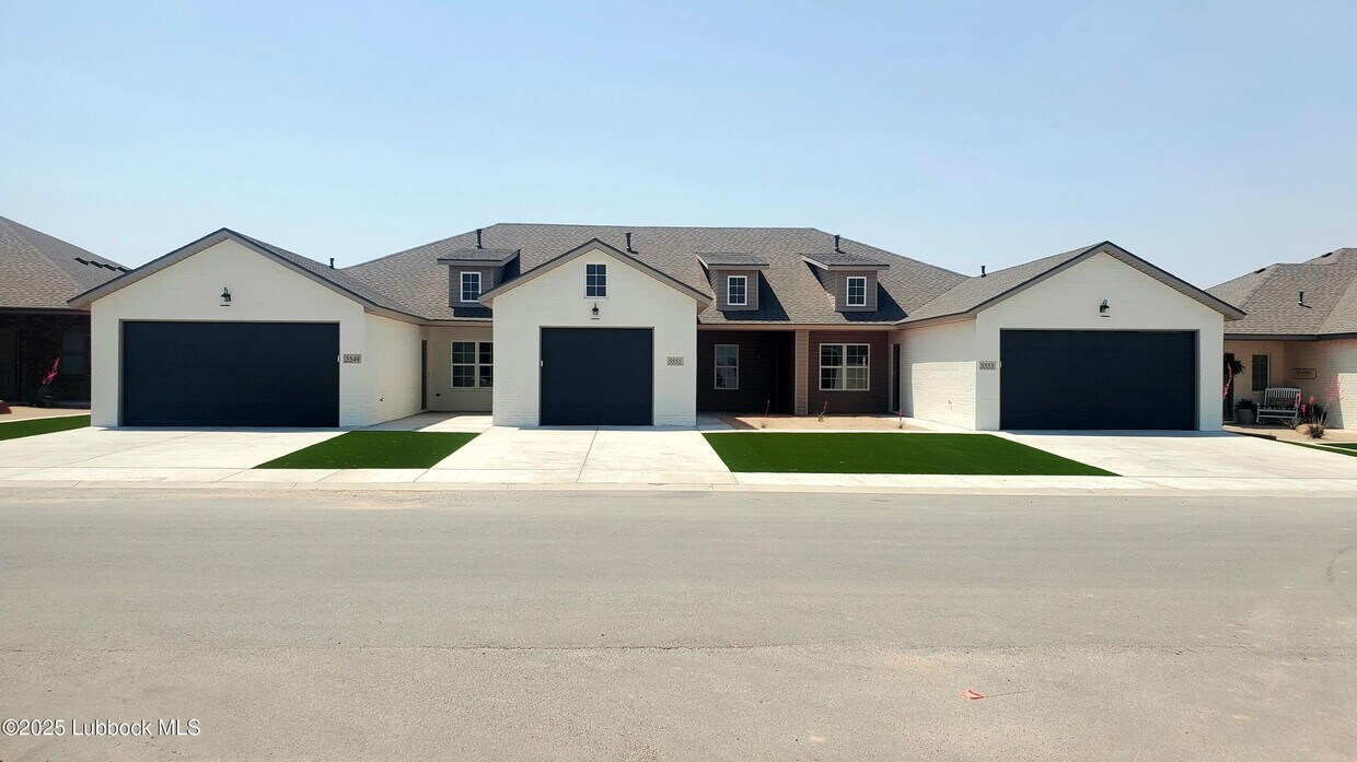 Foto principal - 5553 Lehigh St