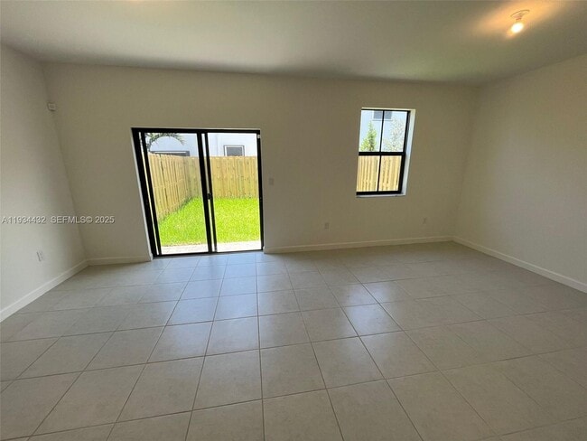 Foto del edificio - 11912 SW 244 Ln