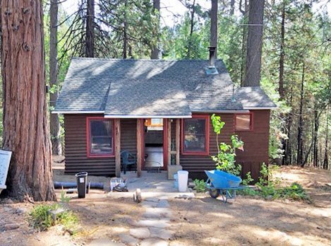 Foto del edificio - Charming Woodland Cabin Rental in Twain Harte