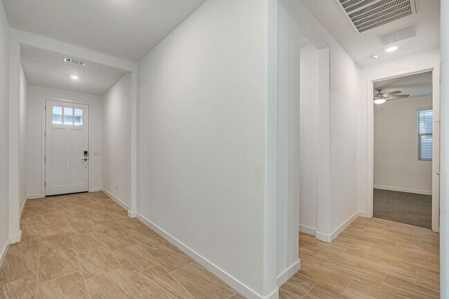 Foto del edificio - 12881 N 145th Dr