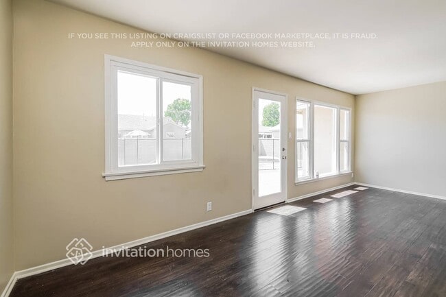 Building Photo - 15007 Florwood Ave