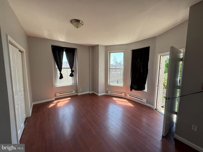 Foto del edificio - 1414 W Allegheny Ave