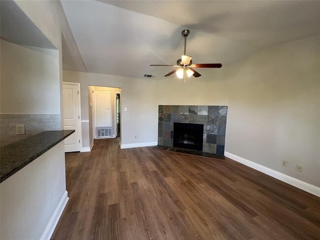 Building Photo - 10616 Mellow Meadow Dr