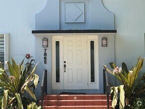 Building Photo - 7865 SW 57th Ave