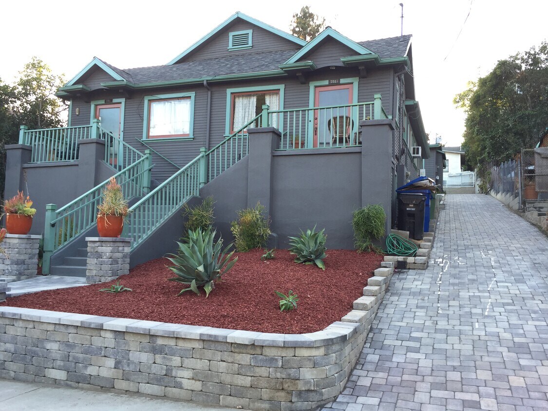 Large Craftsman Duplex with tons of original character - 751 1/2 Tularosa Dr